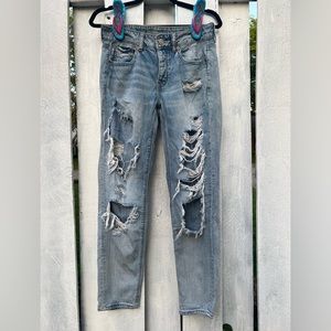American eagle ripped jeans